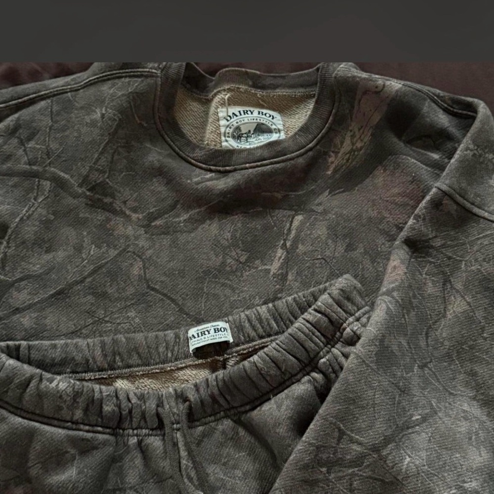Dairy Boy Women's Brown Crewneck Sweatshirt